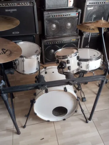Bateria completa do jeito que estão nas fotos