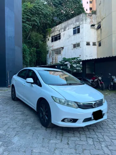 Honda Civic Sedan LXS 1.8/1.8 Flex 16V Aut. 4P 2013