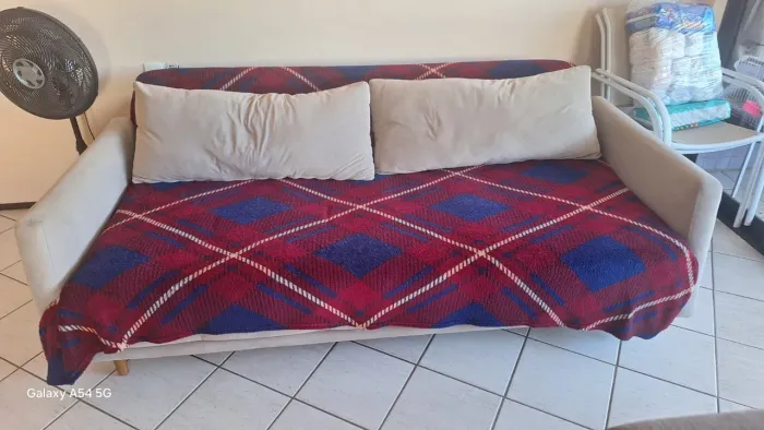 Venda de sofá e bicicleta hargometrica
