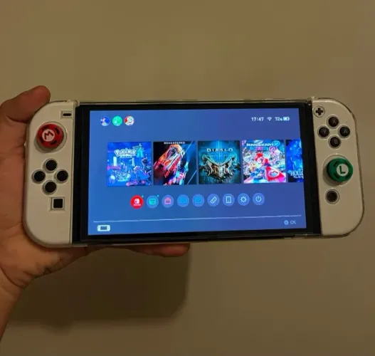 Nintendo Switch OLED 256GB + Jogos (COMPLETO)