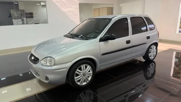 Chevrolet Corsa Wind 1.6 MPFI 4P 2002