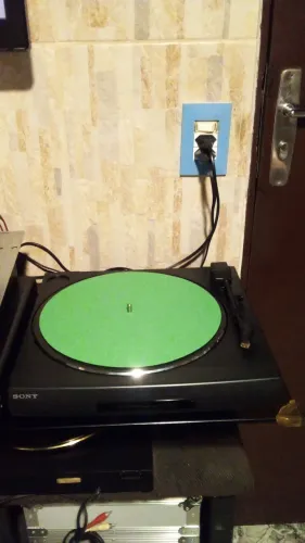 Toca disco Sony PS-LX57BR