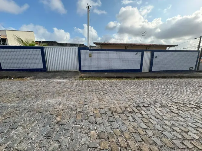 Linda Casa C/ Piscina 3/4 Suite + Dependência 650m² De Terreno - Nova Parnamirim