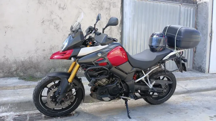 Suzuki V Strom 1037 cc