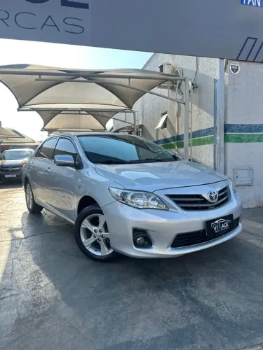 Toyota Corolla GLI 1.8 Flex 16V Aut. 2014