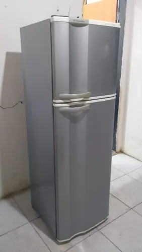 Geladeira Electrolux