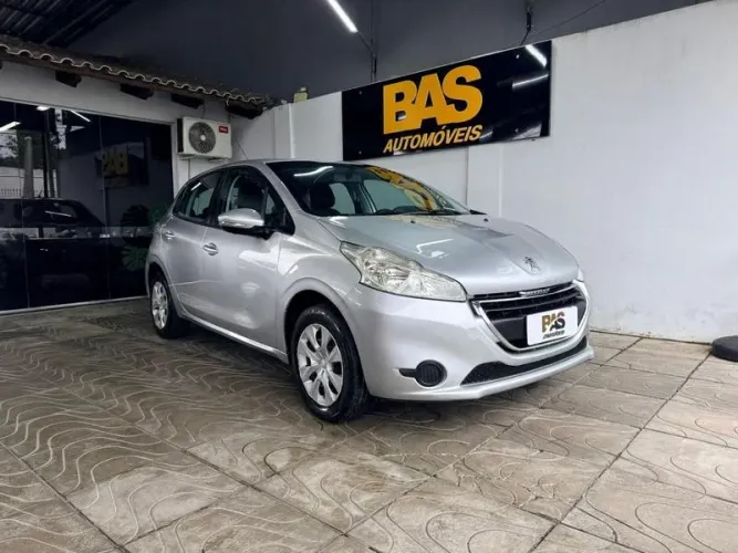 Peugeot 208 Active 1.2 Flex 12V 5P Mec. 2014