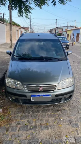 Fiat Idea ELX 1.8 MPI Flex 8V 5P 2010