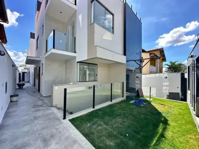 Apartamento com 3 quartos sendo 1 suíte 2 banheiros 2 vagas