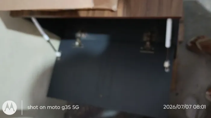 Vende se essa pia com espelho linda e barata pra vender rápido