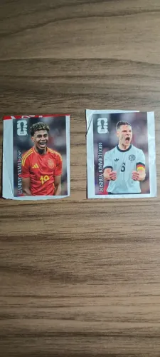 FIGURINHAS ESPECIAIS COCA - COLA - YAMAL & KIMMICH