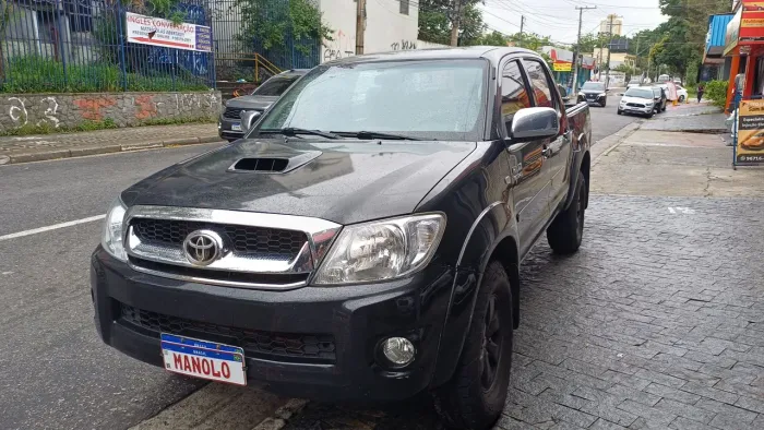 Toyota Hilux CD SRV D4-d 4X4 3.0 TDI Diesel AUT 2011
