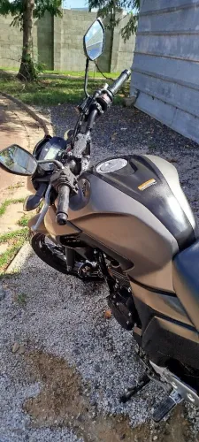 Fazer 250cc pego moto de menor valor ...