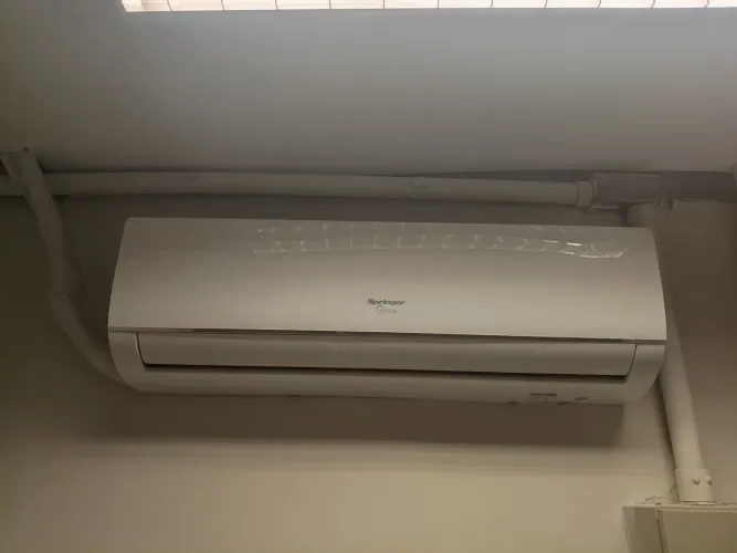 3 Ar Condicionados
