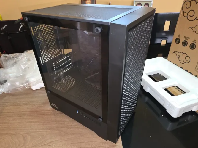 Gabinete Gamer Ninja Tessen Preto + 3 Fans Rainbow | Novo
