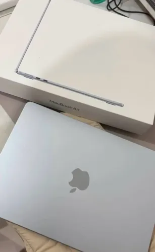 MacBook Air M5 / LACRADO