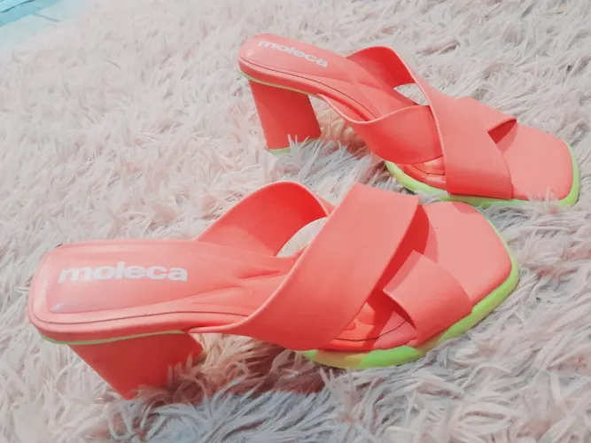 Sandálias valores e tamanhos nas fotos