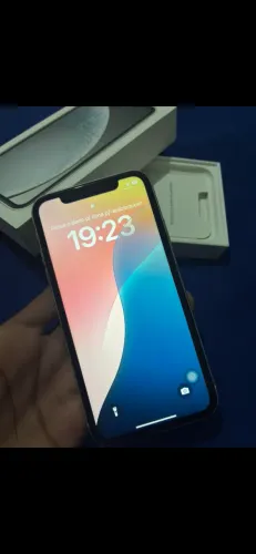 Vende-se iPhone XR
