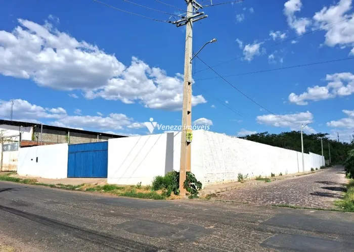 Terreno de Esquina com 1.260m² para Aluguel | Bairro Recanto das Palmeiras
