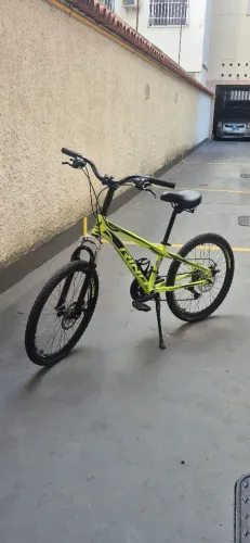 Bicicleta aro 24 de alumínio