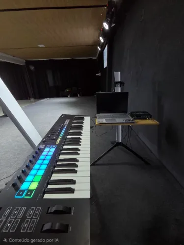 Controlador Novation MK3 - Estado de Novo