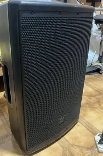 Par Eon 615 5.300,00 apenas vendo o par 