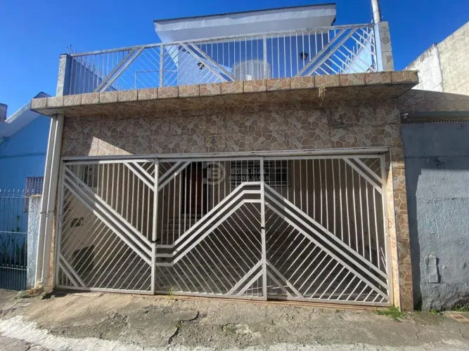 Sobrado com 3 dormitórios para Alugar na Vila Ré - Conforto e Espaço para Você