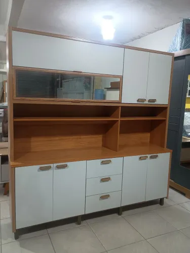 Linda Cozinha Robusta 100% MDF com vidro reflecta