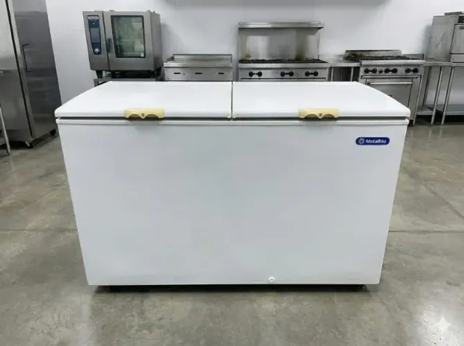 Freezer Horizontal Metalfrio DA420 419 Litros 220V - 2 Tampas