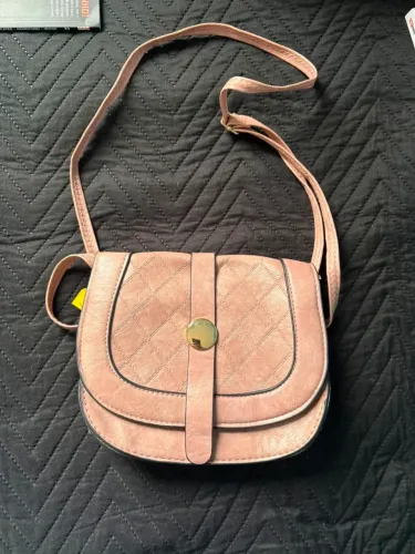 Bolsa de ombro nunca usada (c etiqueta)