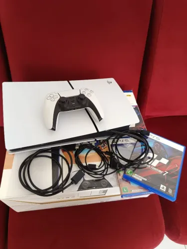 Console Playstation®5 Slim Disk - Pacote Astro Bot E Gran Turismo 7 Branco