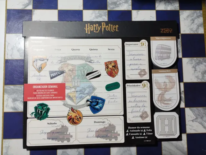 Planner semanal Harry Potter com adesivos