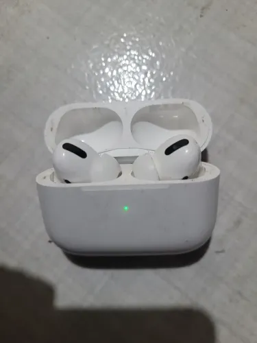 Airpods Pro - USADO ( BARATO PRA VENDER RÁPIDO)