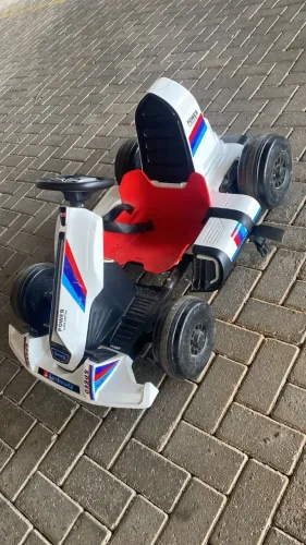 Kart Elétrico Infantil Bandeirante Speed 8, 12V