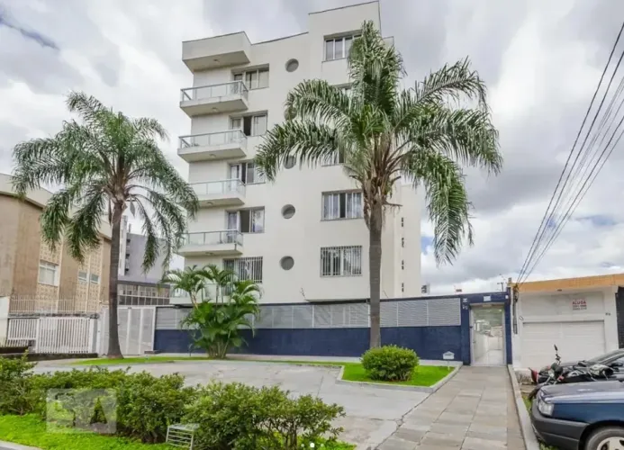 Apartamento para venda tem 132 metros quadrados com 3 quartos