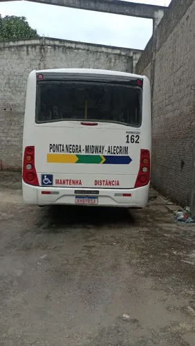 Oportunidade micro ônibus sênior Mercedes LO812