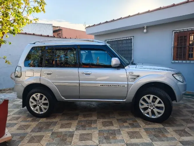 Mitsubishi Pajero TR4 2.0/ 2.0 Flex 16V 4X4 Mec. 2012