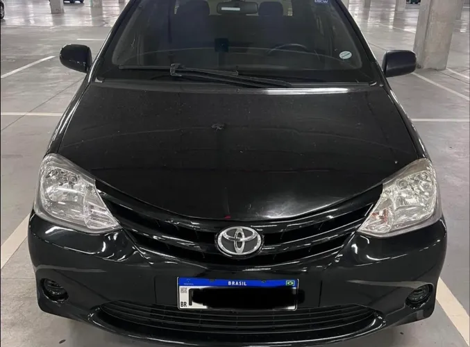 Toyota Etios XS Sedan 1.5 Flex 16V 4P Mec. 2013
