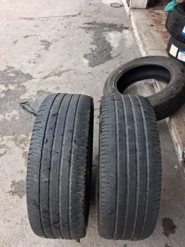 Par pneus 235/60/18 Goodyear