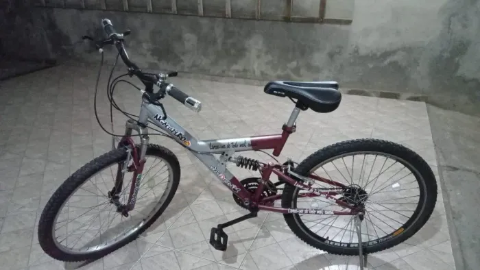 Bicicleta em ótimo estado só pegar usar Aro 26