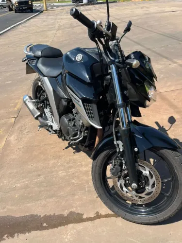 FZ25 2020 R$17mil