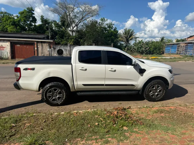 Ford Ranger XLS 2.2 4X4 CD Diesel Aut. 2021