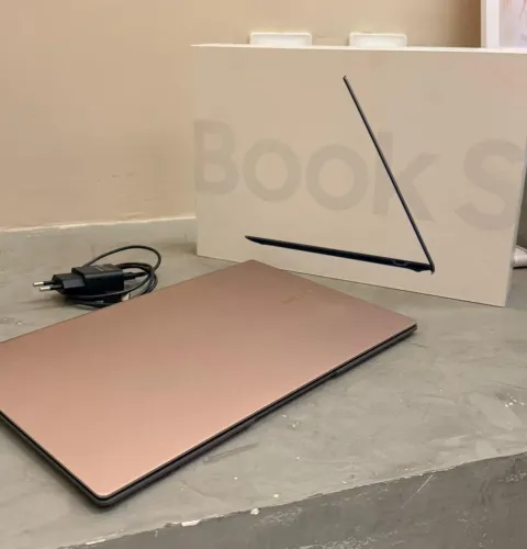 Notebook Samsung BOOK S 