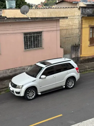 Suzuki Grand Vitara 2.0 16V 4x2/4x4 5P Aut. 2015