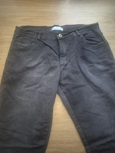 Calça jeans preta John John