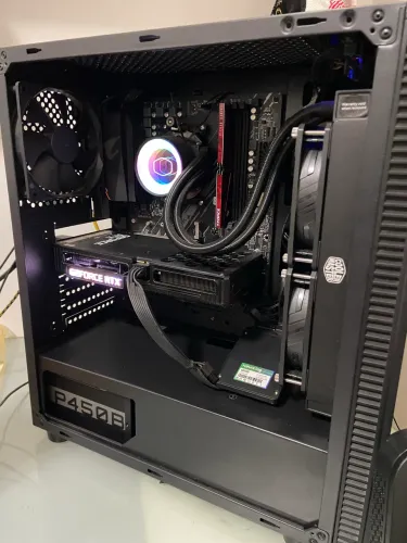 PC Ryzen 5 5600X + RTX 3050 Dual 8GB