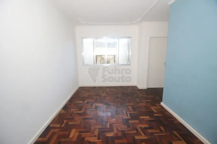 Apartamento Padrão em Pelotas