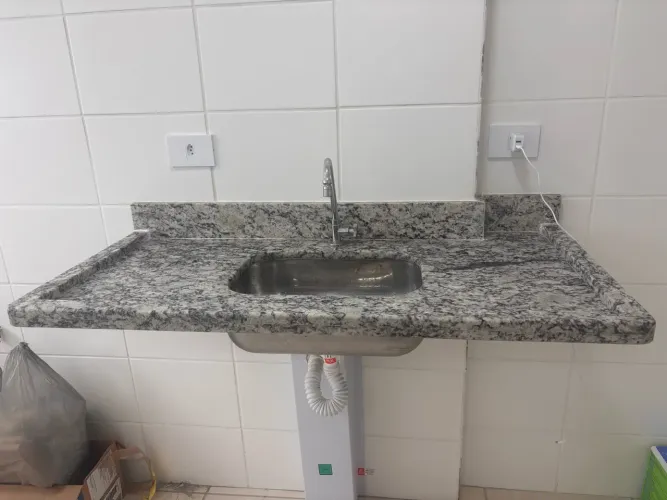 Pia em Mármore, tanque e pia de banheiro