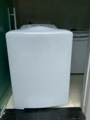 Máquina Electrolux 12 KG