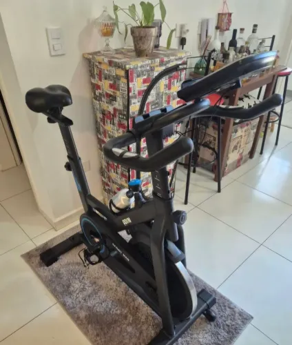Bicicleta Ergométrica Magnética (usada 5x) - Odin Fit Sprint Mag 13Kg